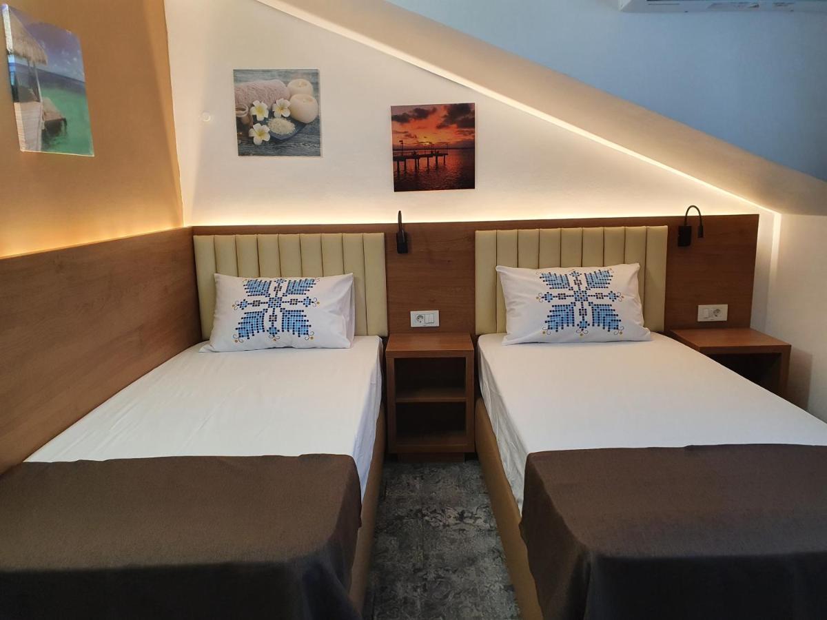 Stay Inn Rediu Valea Lupului  Bagian luar foto