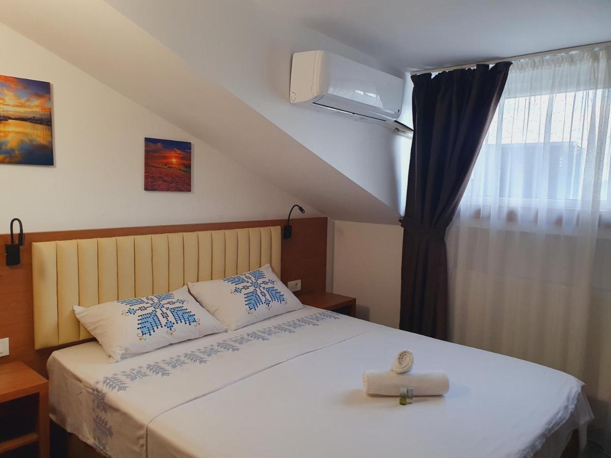 Stay Inn Rediu Valea Lupului  Bagian luar foto