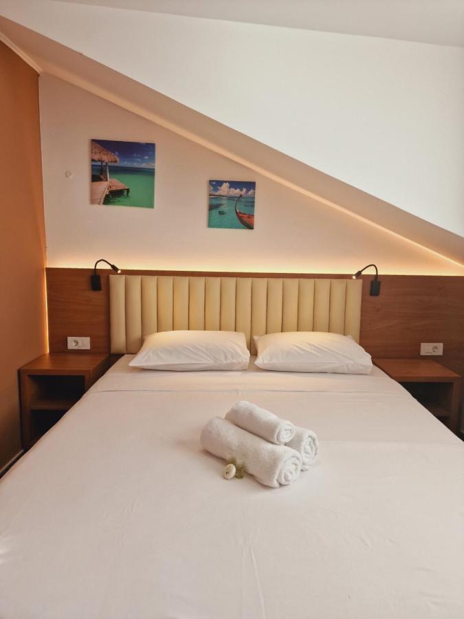 Stay Inn Rediu Valea Lupului  Bagian luar foto